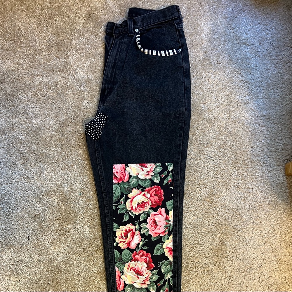 JORDACHE Basics jeans.